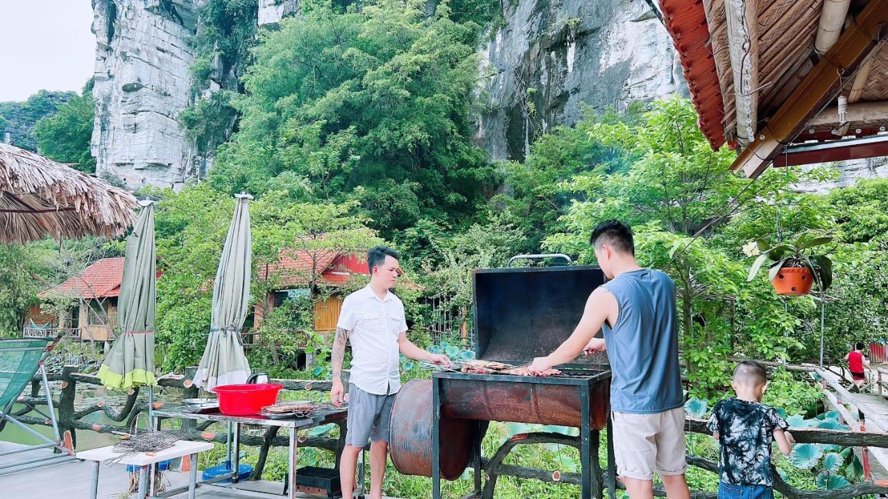 Lotus Field Homestay Ninh Bình Extérieur photo