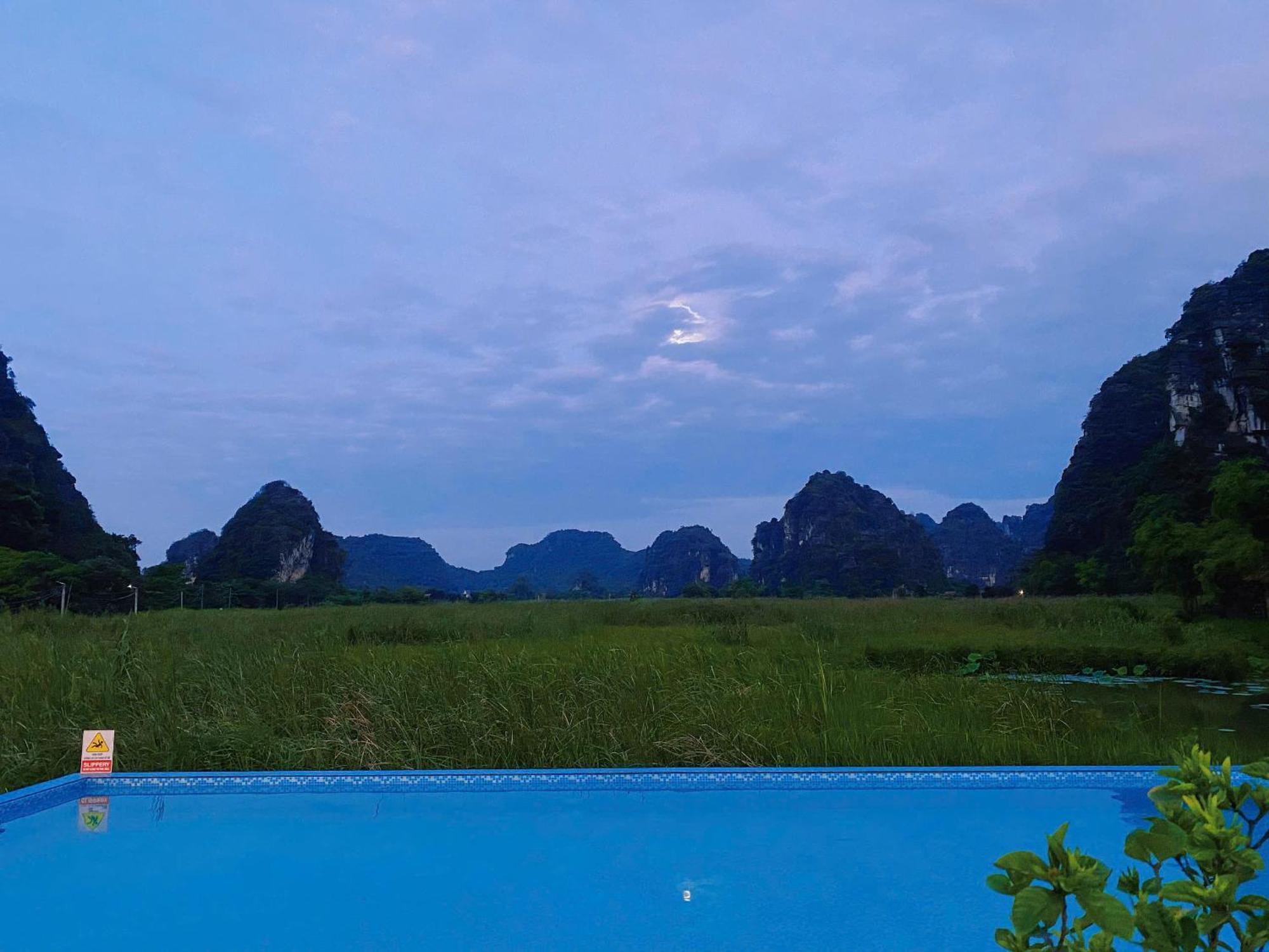 Lotus Field Homestay Ninh Bình Extérieur photo